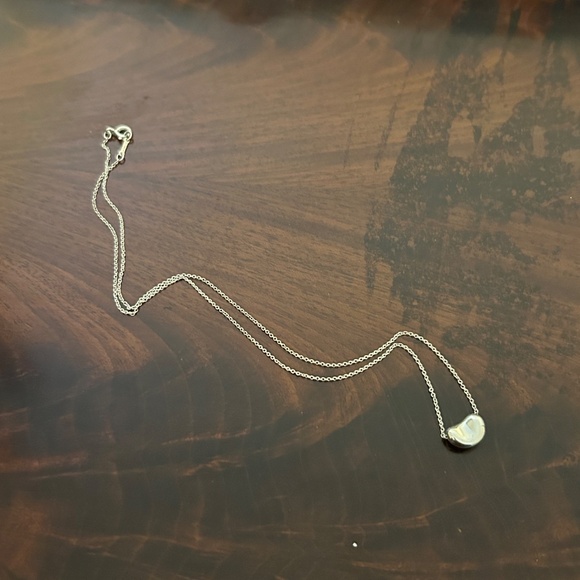 Tiffany & Co. Elsa Peretti Small Bean Necklace - Picture 2 of 9